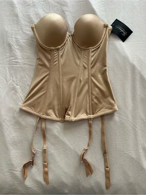 NWT Frederick’s of Hollywood nude Hollywood Exxtreme Corset in XS